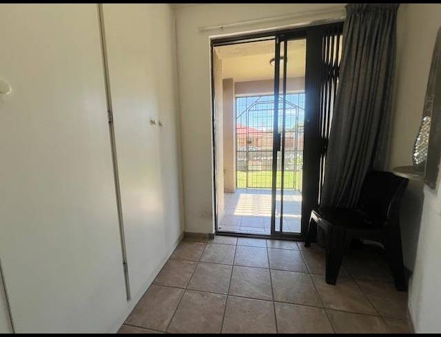 3 BEDROOM FREEHOLD FOR SALE IN ALBERTON NORTH